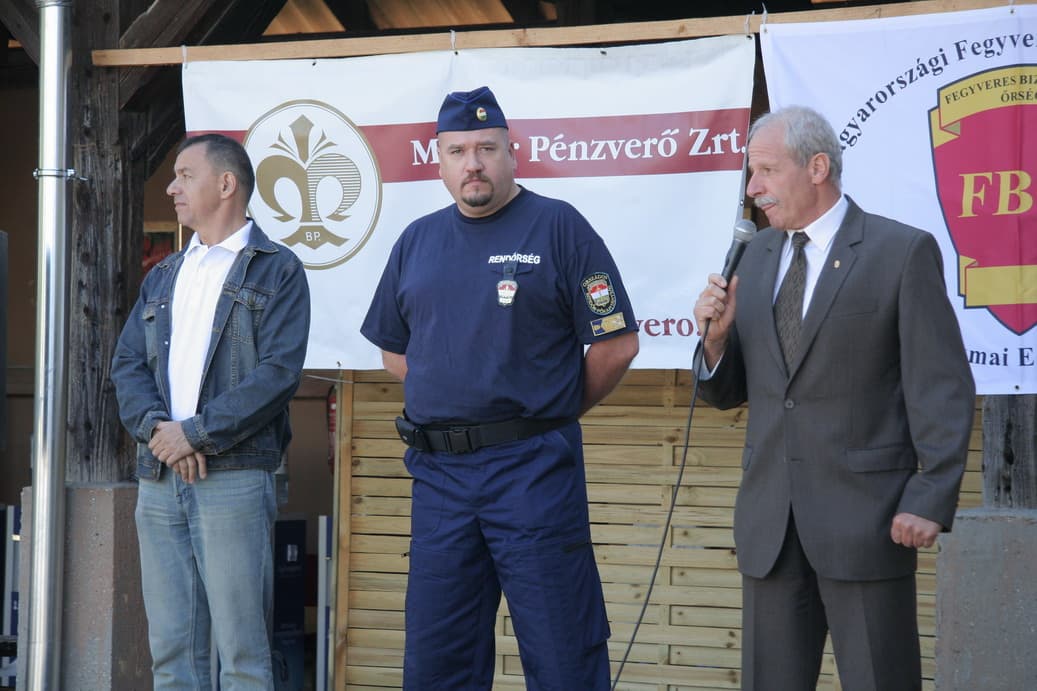 Vincze P. Márton az ORFK RSZKK Igazgatója megnyitja a versenyt